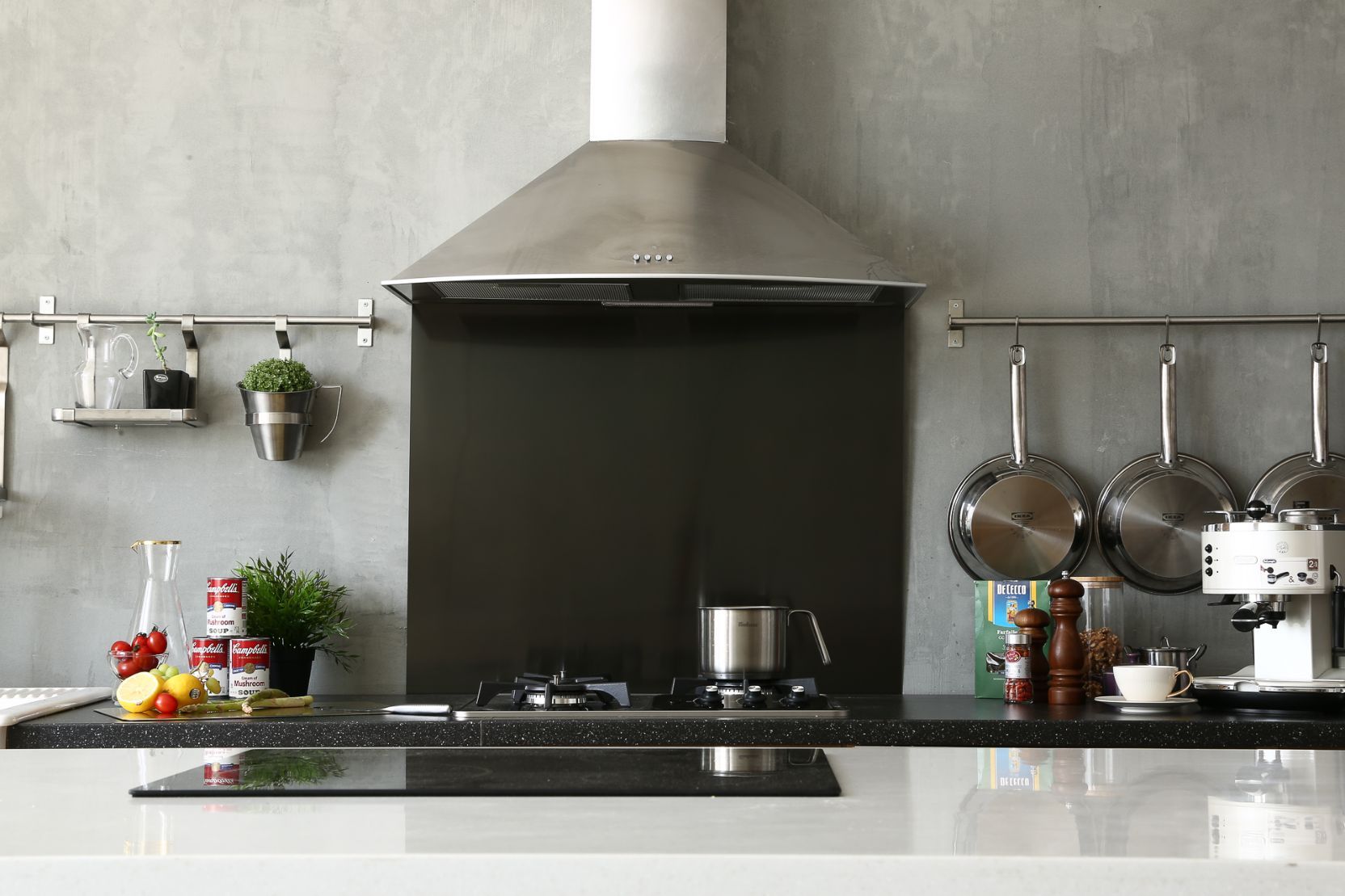 VERNOX Kitchen Real Stainless-Steel Backsplash