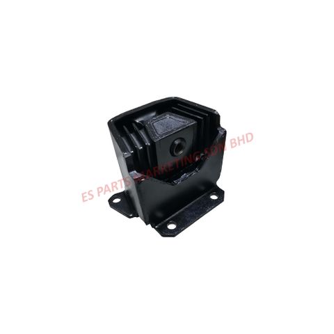 Isuzu V10 RR Engine Mounting (6 1/2) 1-53225-060