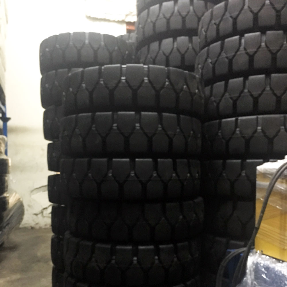 Forklifts Tyres Replacement