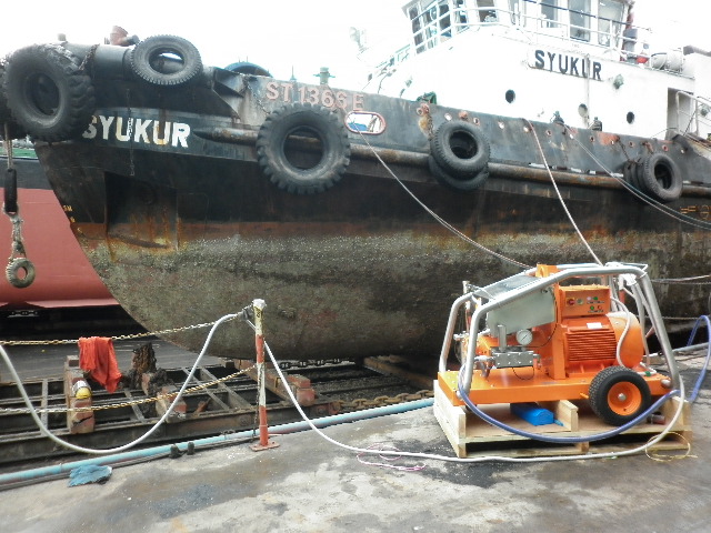 Tug Boat Cleaning