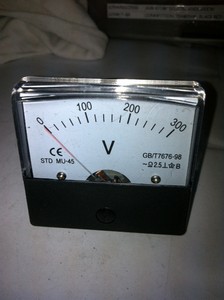 Volt Meter Portable KDE3300/6500