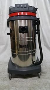 Wet & Dry Vacuum Cleaner WDV380