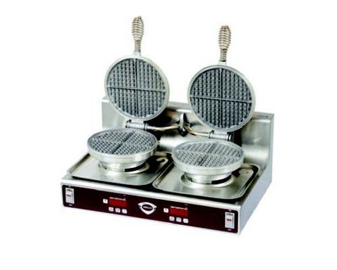 Commercial Waffle Maker