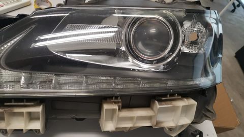 Lexus GS Left Headlamp