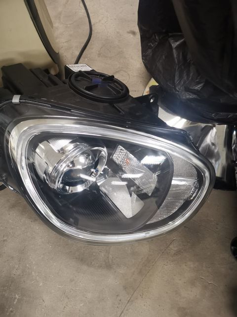 MINI Countryman F60 Countryman Right Headlamp