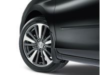 Honda Part No.: 08W18-T2F-100 18-inch Diamond Cut Alloy Wheel