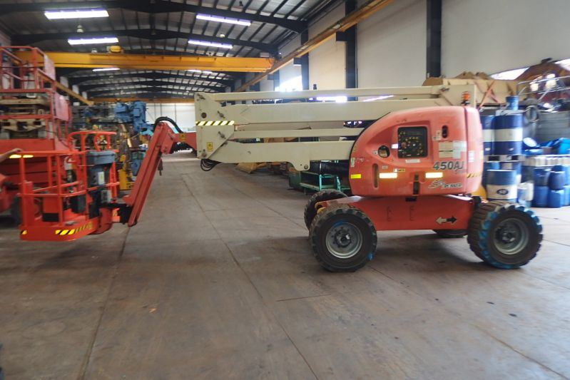 2018 JLG E450AJ, For Rent