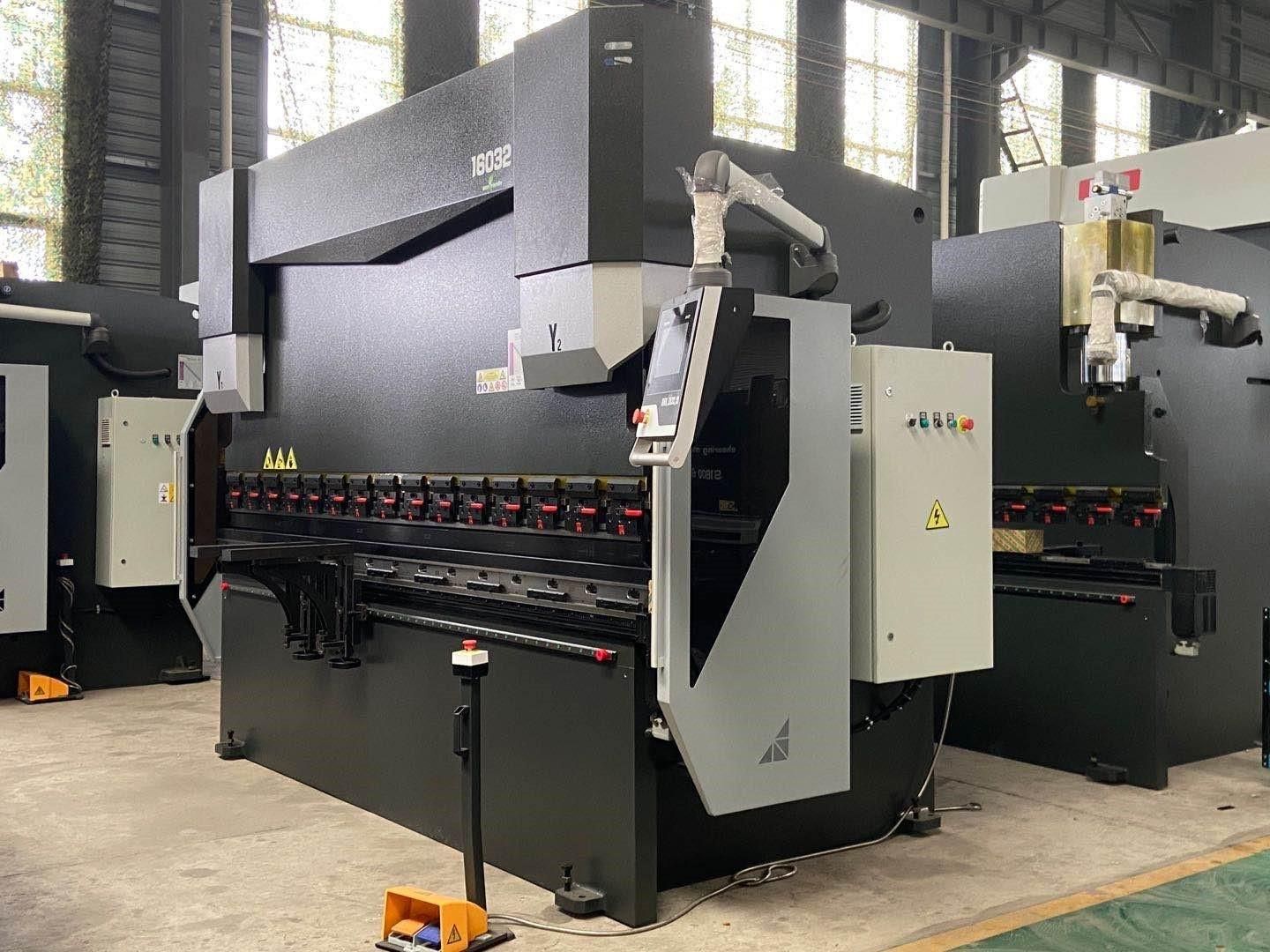 SMS CNC HYDRAULIC PRESS BRAKE