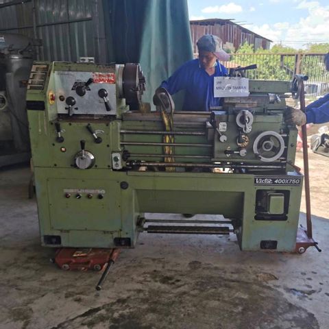No.11 เครื่องกลึง Victor 5 ฟุต - มือ2