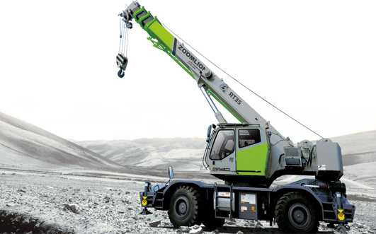 Rough-Terrain Crane 35 Tons