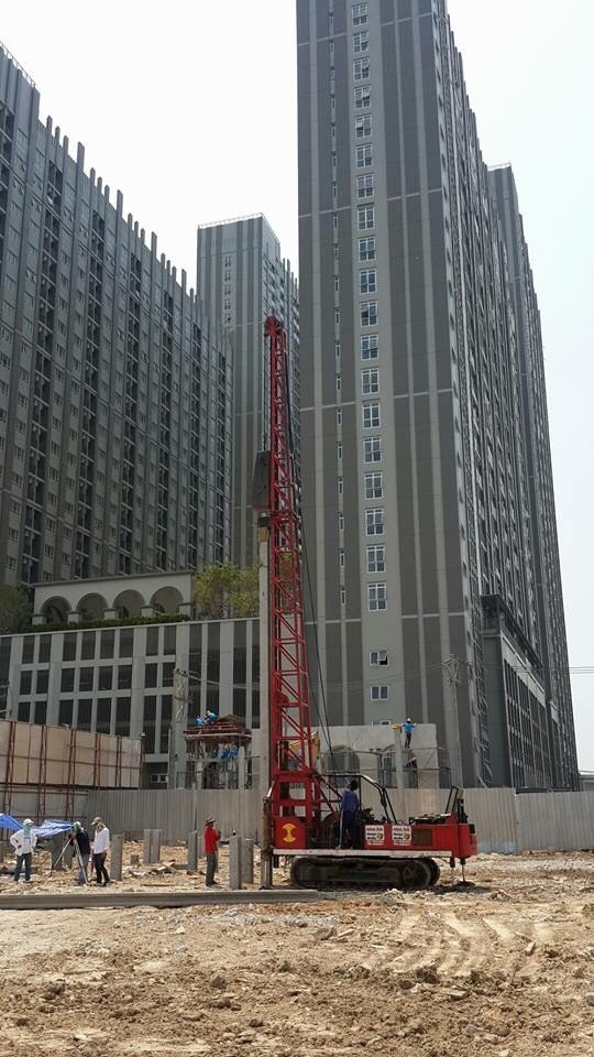 Auger Press with final drive (Piling Service)